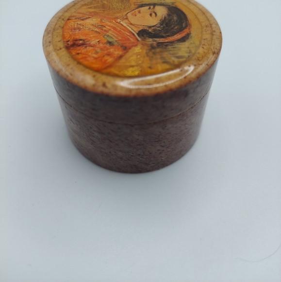 Vintage Stone Trinket Box with Young woman signed Hehel - Picture 7 of 10